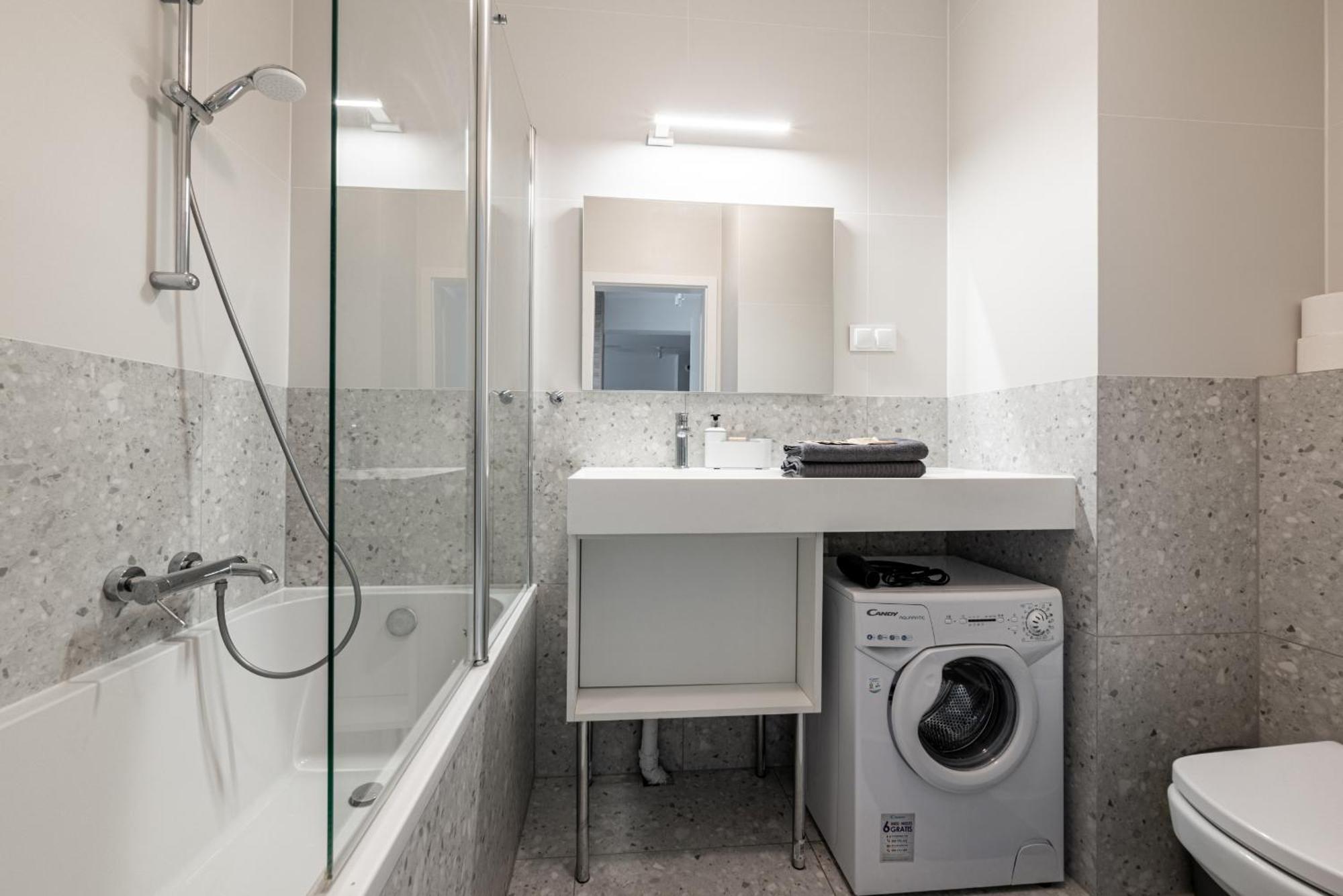 Witolda Riverside Apartments - Balcony, City View - By Rentujemy Wroclaw Ngoại thất bức ảnh